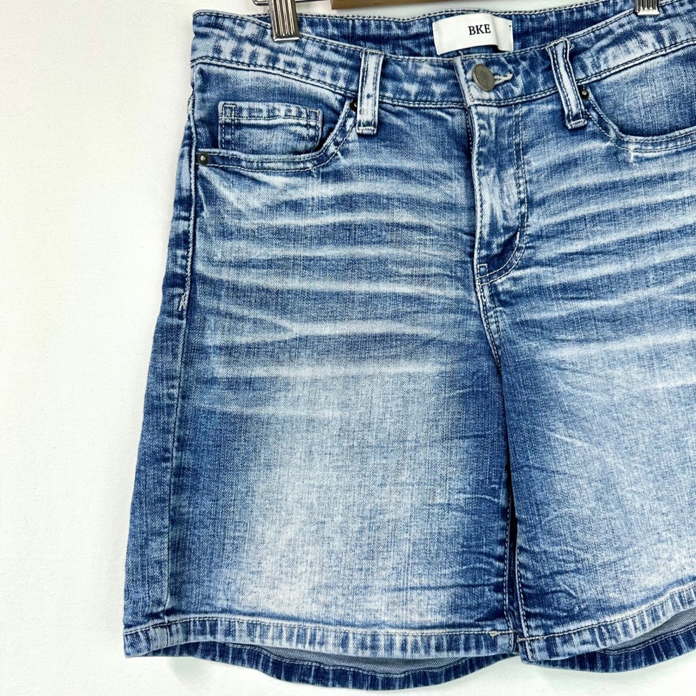 BKE Payton Blue Low Rise Denim Jean Shorts Womens 26 Whisker Fading Thick Stitch - Picture 3 of 7